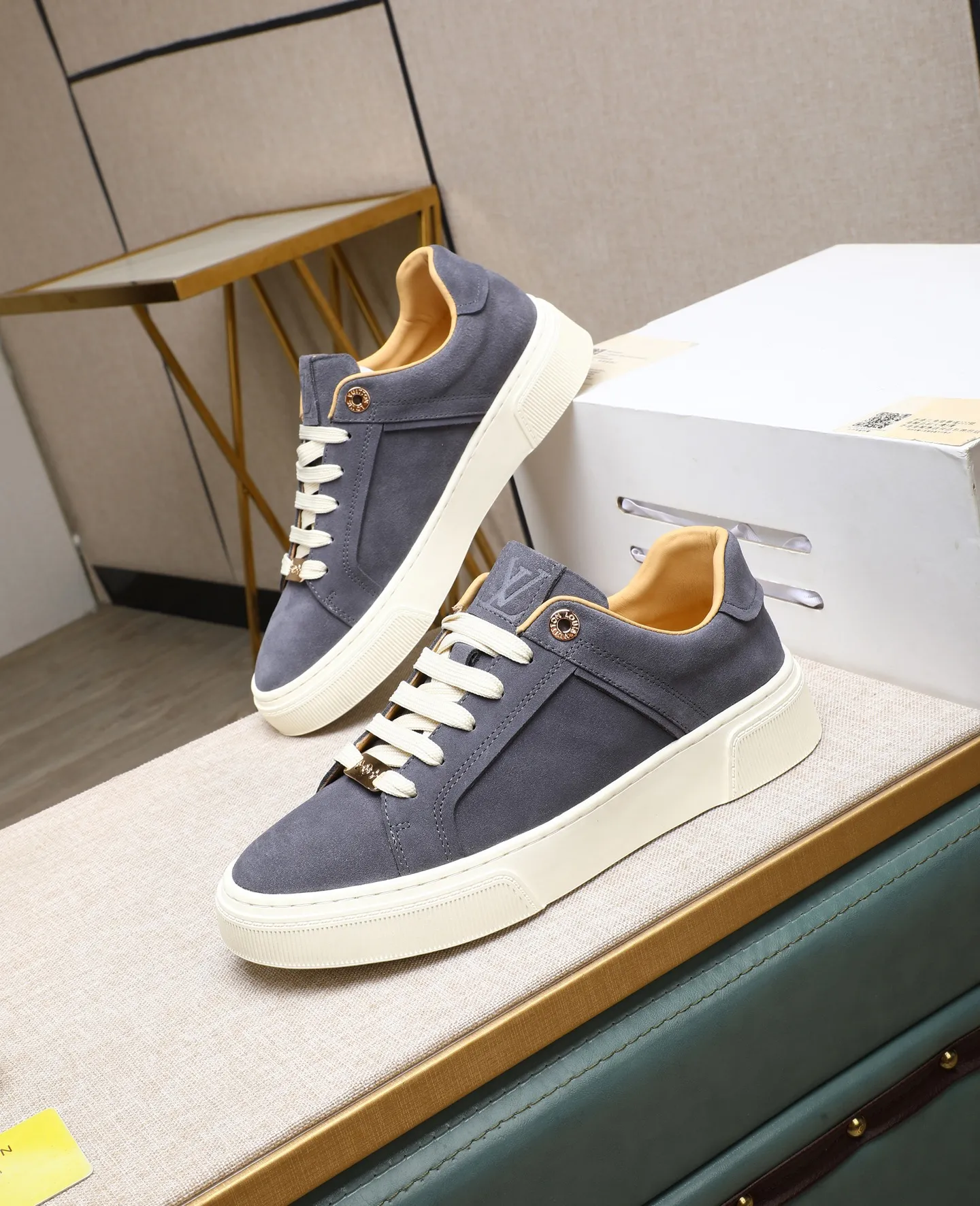 Men's shoes 💰460 [LV～] Men's casual shoes 2025z cabinet sales simultaneously 🔶Size: 38-44 #️⃣ 🔷3 colors🔜The upper is made of multi-material splicing➕cow leather lining, comfortable and breathable, sole: original comfortable and wear-resistant outsole, ⚠️real thing📱photographed🎬real thing is better📢📢📢